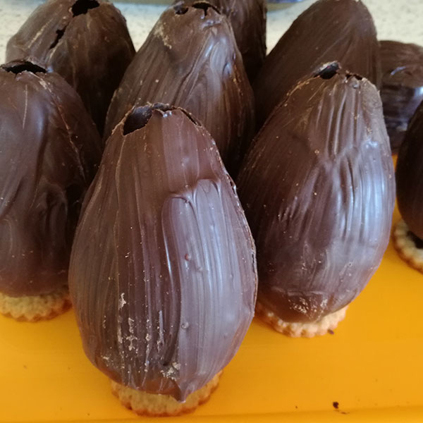 Uova di pasqua senza stampo La ricetta di Brukery
