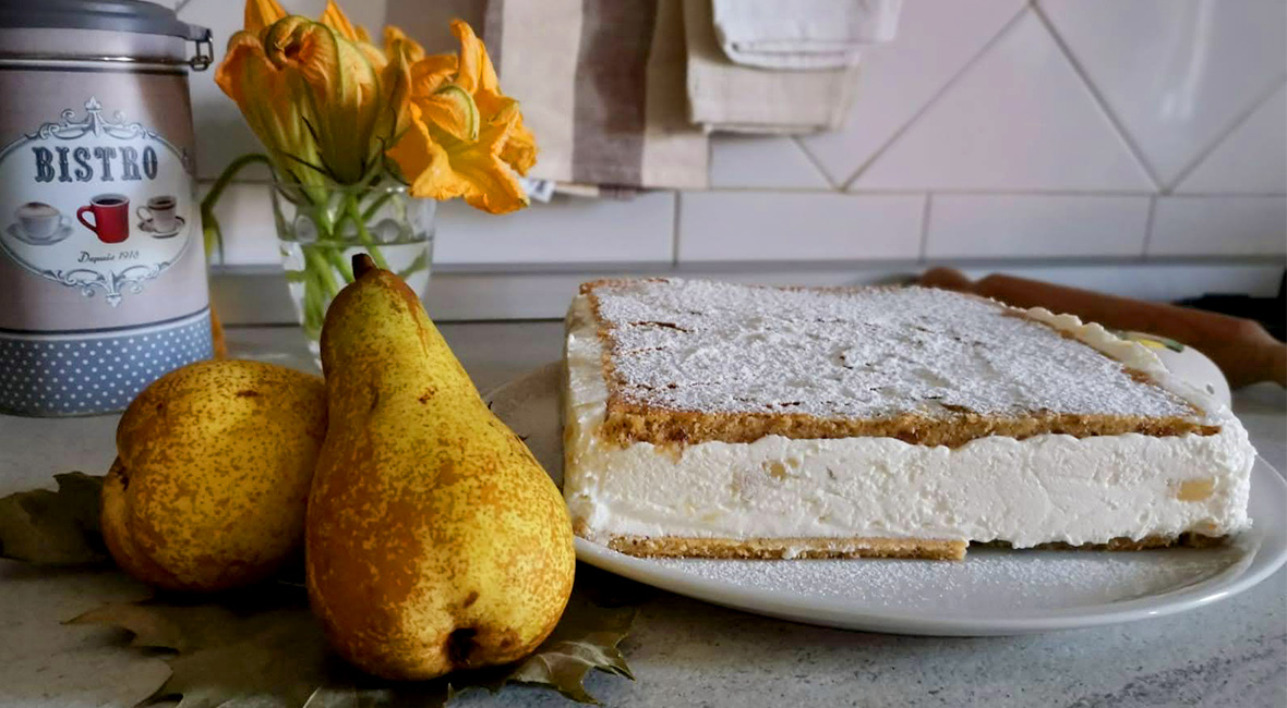 preparazione e ingredienti della torta ricotta e pere